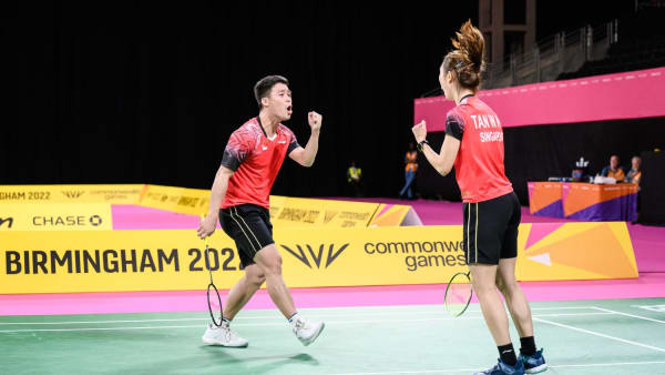 Singapore’s Jessica Tan, Terry Hee book place in Commonwealth Games badminton mixed doubles final
