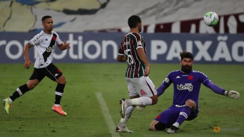 Vasco's unbeaten run ends in 2-1 loss to Fluminense Vasco's unbeaten run ends in 2-1 loss to Fluminense