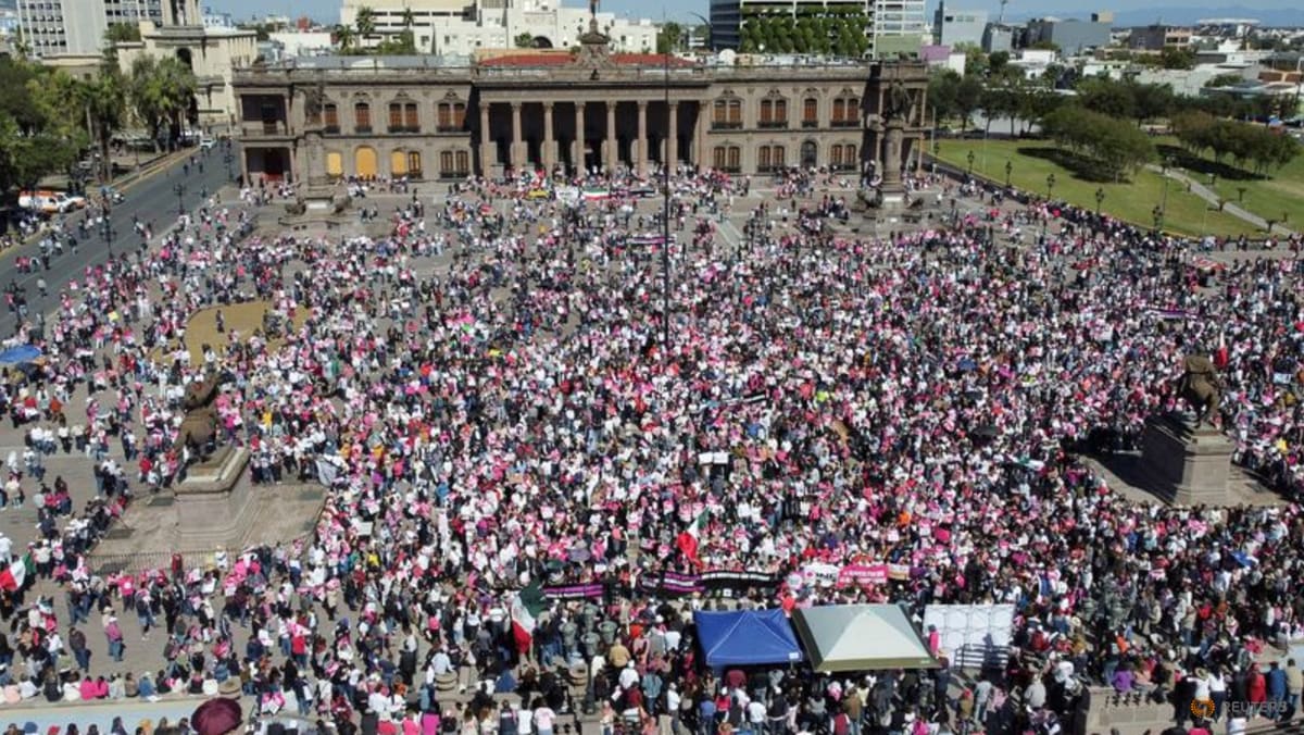 Mexico's president dismisses mass protest against electoral overhaul