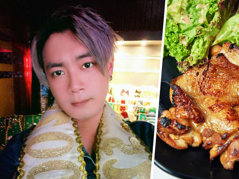 MBS Restaurant Chef Turned KTV Pub Singer Opens Western Food Stall, Does Deliveries In Suit