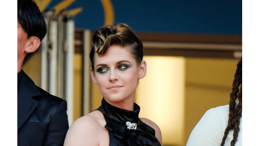 Kristen Stewart wants people to stop playing Charlie's Angels theme song