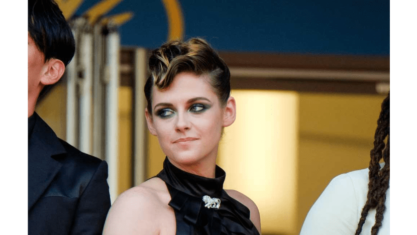 Kristen Stewart wants people to stop playing Charlie's Angels theme song Kristen Stewart wants people to stop playing Charlie's Angels theme song