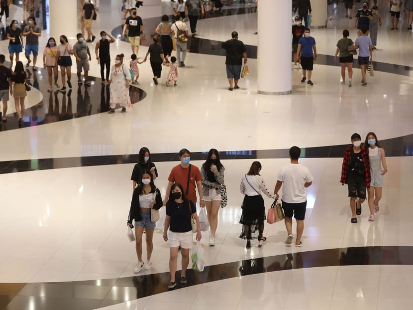 3,099 new Covid-19 cases and 14 more deaths in Singapore; weekly infection growth rate at 1.04 3,099 new Covid-19 cases and 14 more deaths in Singapore; weekly infection growth rate at 1.04