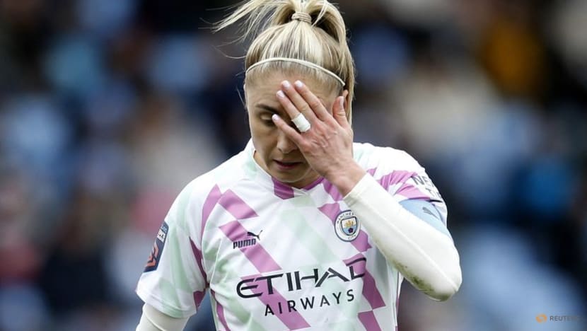 Door 'never closed' for former England skipper Houghton, says coach Wiegman Door 'never closed' for former England skipper Houghton, says coach Wiegman