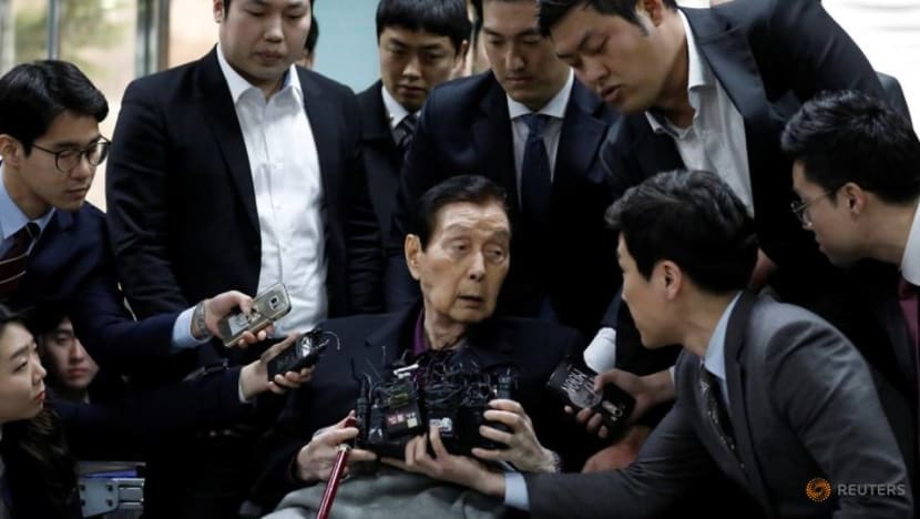 How Lotte founder Shin Kyuk-ho grew a chewing gum firm into corporate empire How Lotte founder Shin Kyuk-ho grew a chewing gum firm into corporate empire