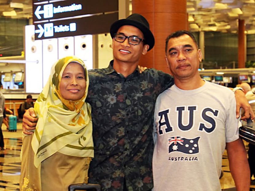Safuwan Baharudin (centre) with his parents before he left for Melbourne City FC. Photo: FAS
