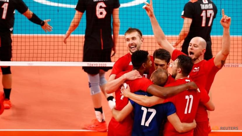 Olympics-Volleyball-Poland hand Japan second loss, Brazil hold off U.S Olympics-Volleyball-Poland hand Japan second loss, Brazil hold off U.S