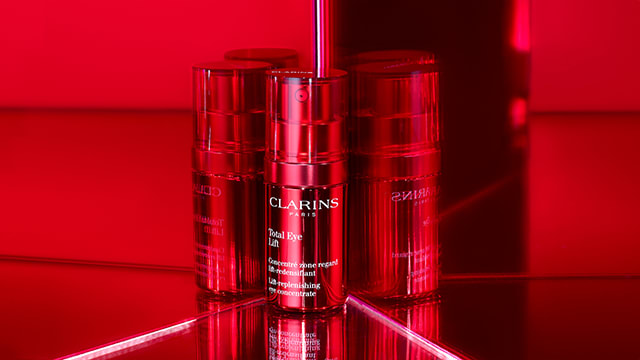 Clarins推出$108眼霜　值不值得买？