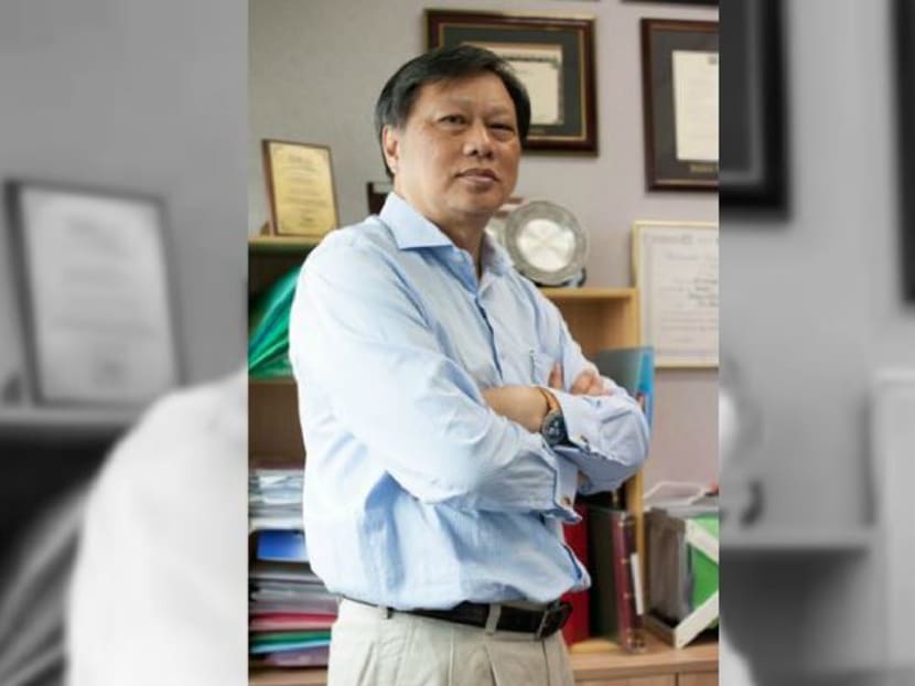 Blogger Leong Sze Hian seeks to strike out PM Lee’s defamation suit Blogger Leong Sze Hian seeks to strike out PM Lee’s defamation suit