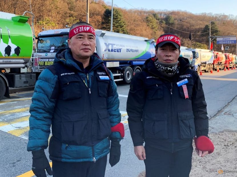 'We are not your enemy', say South Korean truckers striking for minimum wage protections