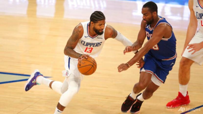 Basketball: Leonard, Clippers pull away from Knicks for 129-115 win