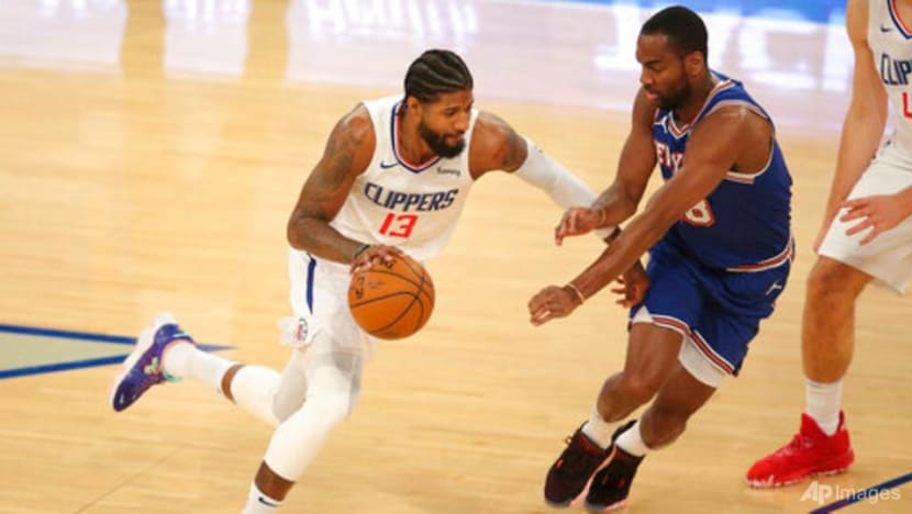 Basketball: Leonard, Clippers pull away from Knicks for 129-115 win Basketball: Leonard, Clippers pull away from Knicks for 129-115 win