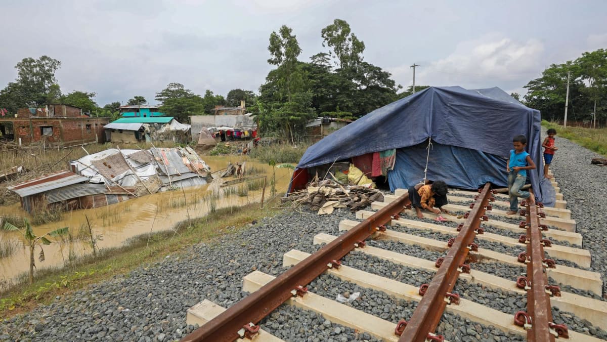 55 killed in Bangladesh floods in August: Officials 55 killed in Bangladesh floods in August: Officials