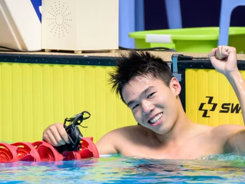 Tan's time of 21.91s is also a new SEA Games record and his personal best.