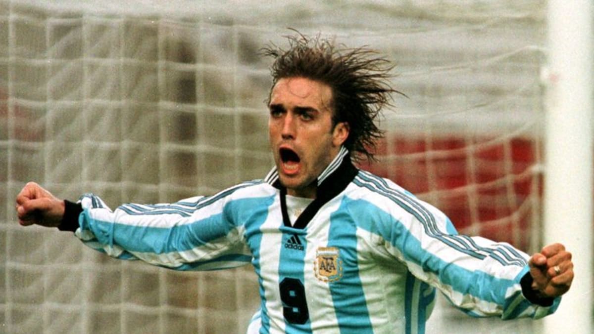 1994 USA World Cup Argentina Away Jersey Gabriel Batistuta
