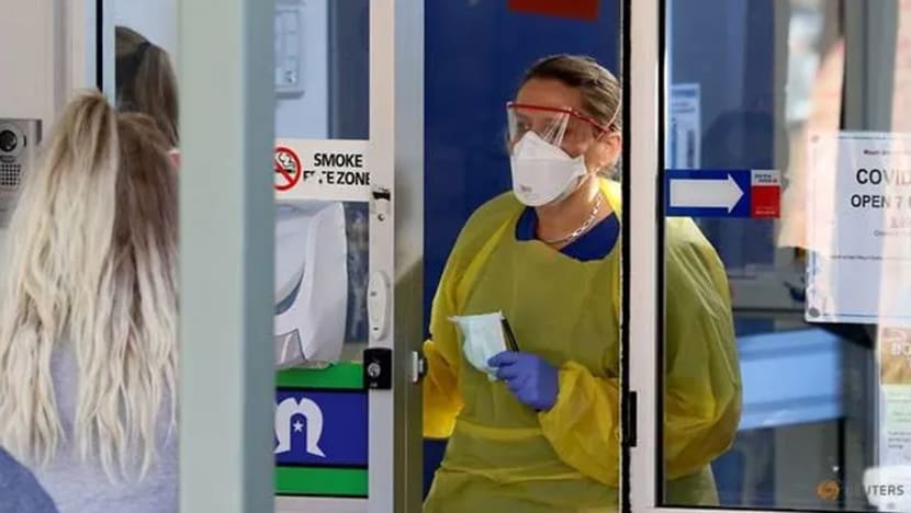 Australia luluskan vaksin Pfizer-BioNTech, beri amaran bekalan AstraZeneca global terhad