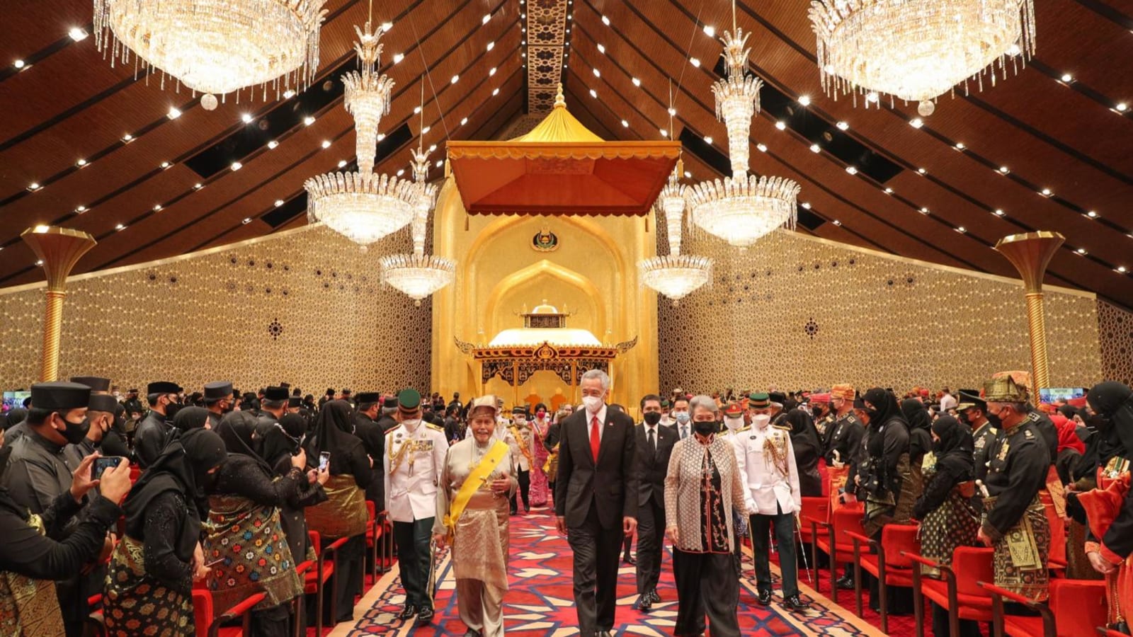 PM Lee attends Brunei sultan’s birthday celebrations, investiture ceremony