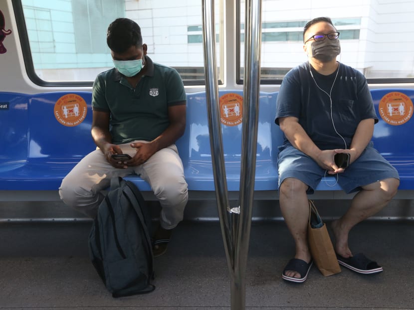Commuters will be encouraged to wear masks on public transport from now on, as the Ministry of Transport plans to make it compulsory soon.