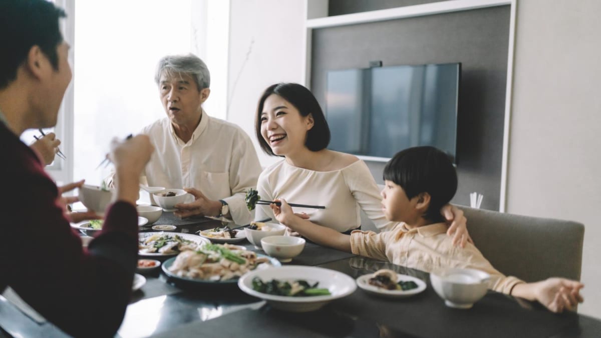 commentary-why-eat-with-your-family-day-should-be-every-day