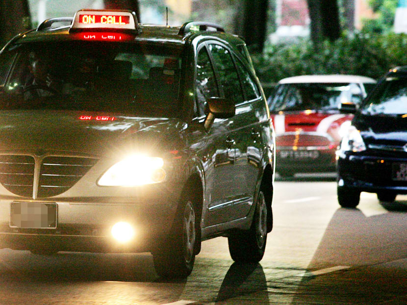 MaxiCabs to impose new surcharge for rides with more than four passengers MaxiCabs to impose new surcharge for rides with more than four passengers