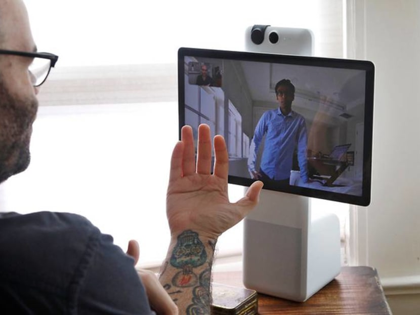 We tried Facebook’s new Portal device (so you don’t have to) We tried Facebook’s new Portal device (so you don’t have to)