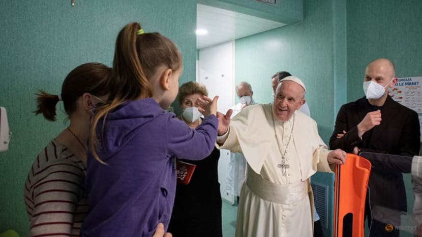Pope visits young Ukrainian war refugees in Rome hospital
