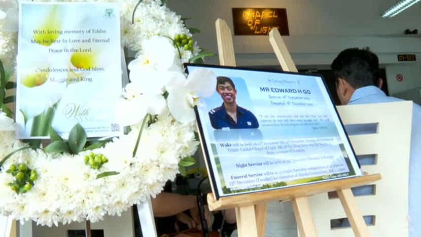 Dozens pay respects on first day of wake for NSF firefighter who died battling Henderson Road blaze Dozens pay respects on first day of wake for NSF firefighter who died battling Henderson Road blaze