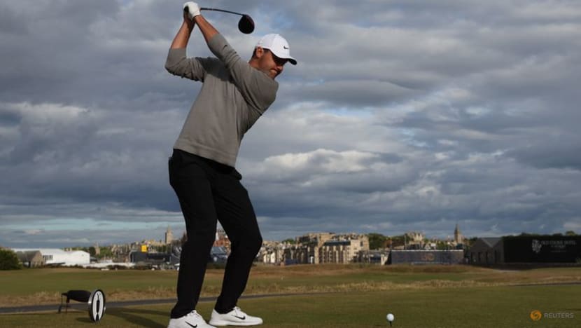Scheffler moves quietly into major contention as usual Scheffler moves quietly into major contention as usual