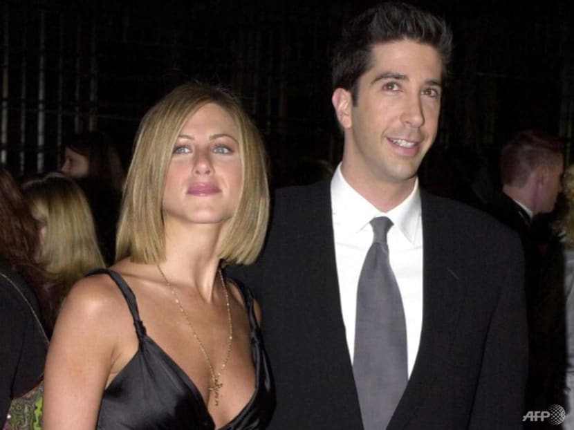 The one where Friends stars Jennifer Aniston and David Schwimmer deny they’re dating