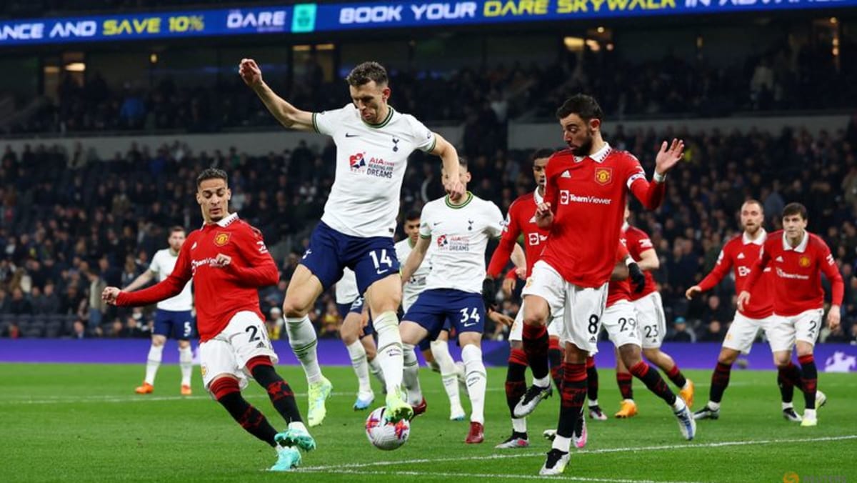 Spurs bangkit kembali untuk bermain imbang 2-2 melawan Man United dalam thriller