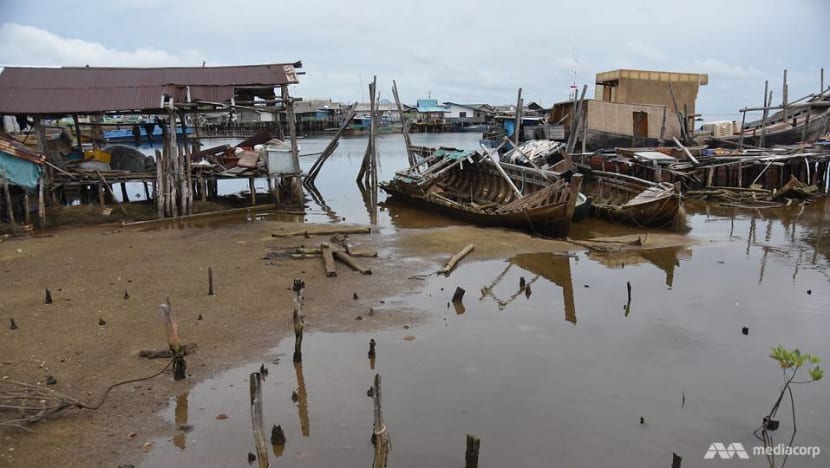 'Everything dies': Mining, climate change threaten livelihoods of Bintan's fishing communities 'Everything dies': Mining, climate change threaten livelihoods of Bintan's fishing communities