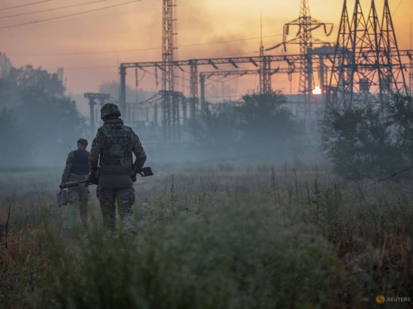Ukrainian service members patrol an area in the city of Sievierodonetsk, as Russia's attack on Ukraine continues, Ukraine June 20, 2022. Picture taken June 20, 2022. REUTERS/Oleksandr Ratushniak