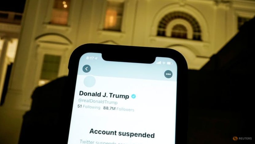 Trump asks Florida judge to force Twitter to restart his account Trump asks Florida judge to force Twitter to restart his account