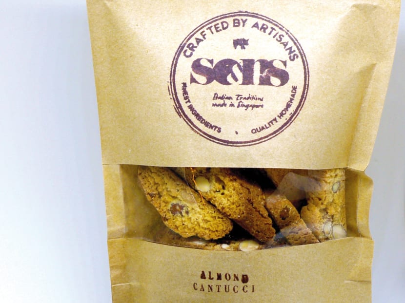 Dining at the grocers