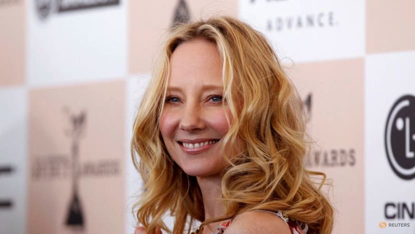 US actor Anne Heche taken off life support 9 days after car crash US actor Anne Heche taken off life support 9 days after car crash