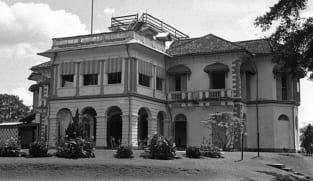 Kisah bekas istana Siak di Emily Hill