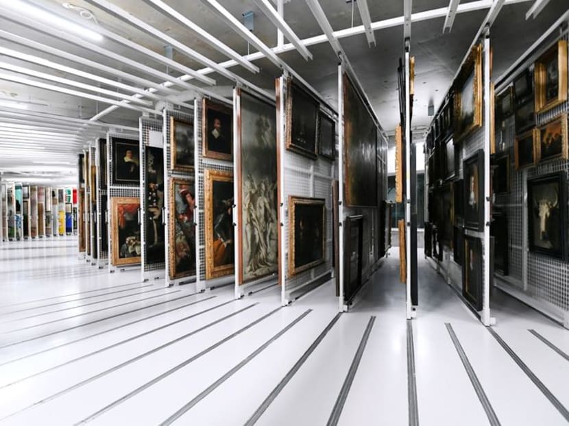 Dutch museum unveils once-hidden art collection in new mirrored warehouse Dutch museum unveils once-hidden art collection in new mirrored warehouse