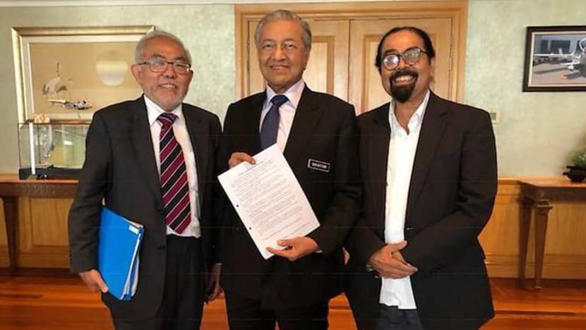 Dr Mahathir dijemput berucap dalam sidang demokrasi aktivis politik
