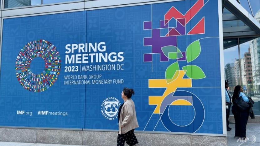IMF warns deeper financial turmoil would slam global growth IMF warns deeper financial turmoil would slam global growth