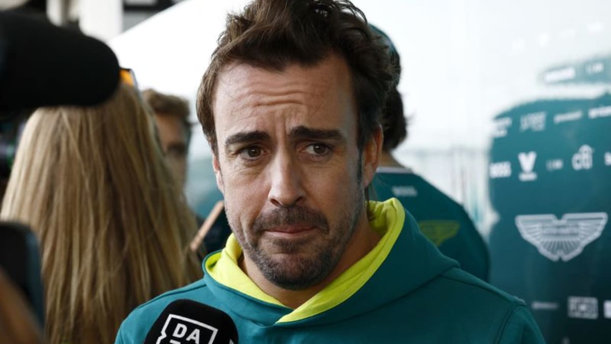 Motor Racing-Zero chance Verstappen leaves Red Bull, Alonso says