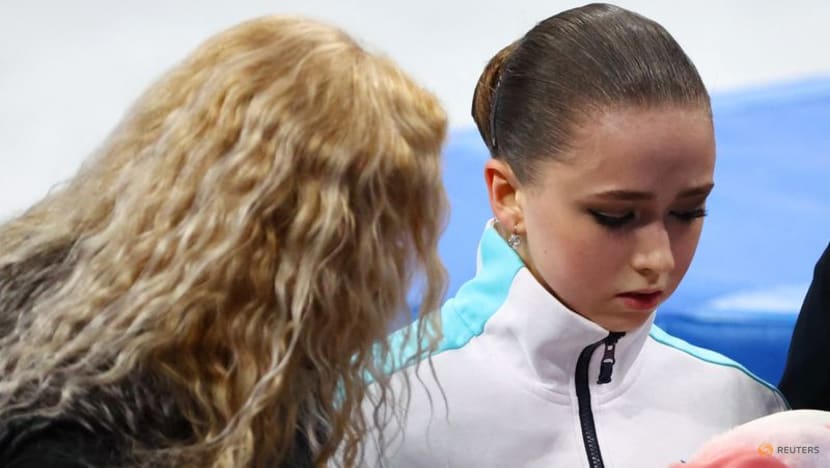 Figure skating: Valieva stumbles into fourth place, Olympic medal ceremony to go ahead Figure skating: Valieva stumbles into fourth place, Olympic medal ceremony to go ahead