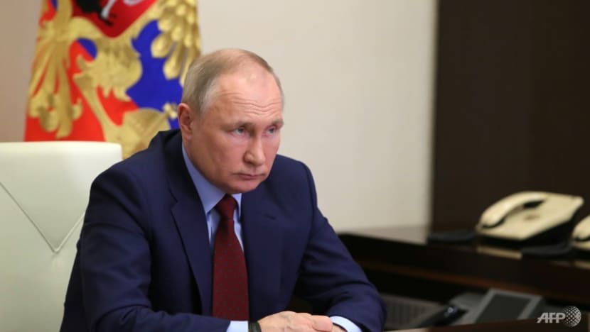 Commentary: Putin is counting on the West’s short attention span to win Ukraine war Commentary: Putin is counting on the West’s short attention span to win Ukraine war