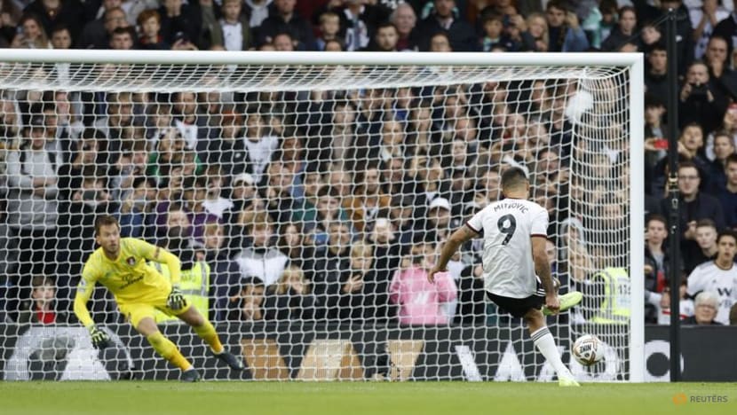 Soccer-Mitrovic on the spot as Fulham draw with Bournemouth Soccer-Mitrovic on the spot as Fulham draw with Bournemouth