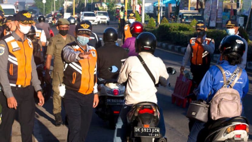 4 tourists ordered off Bali for violating COVID-19 restrictions 4 tourists ordered off Bali for violating COVID-19 restrictions