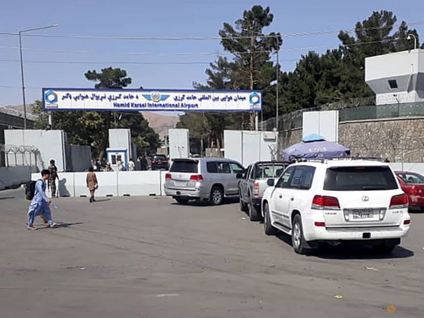Major airlines, including SIA and British Airways, reroute flights to avoid Afghanistan airspace Major airlines, including SIA and British Airways, reroute flights to avoid Afghanistan airspace