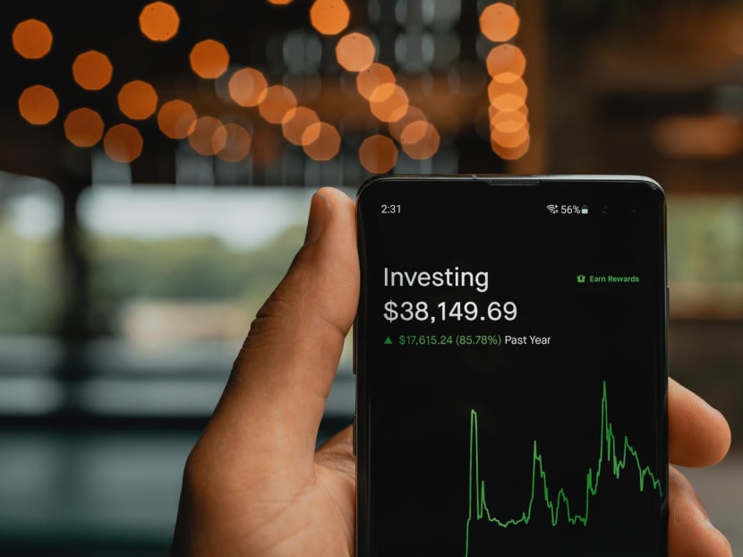 The author believes that even with a modest amount of money in your pocket, there are ways to begin investing effectively. The author believes that even with a modest amount of money in your pocket, there are ways to begin investing effectively.