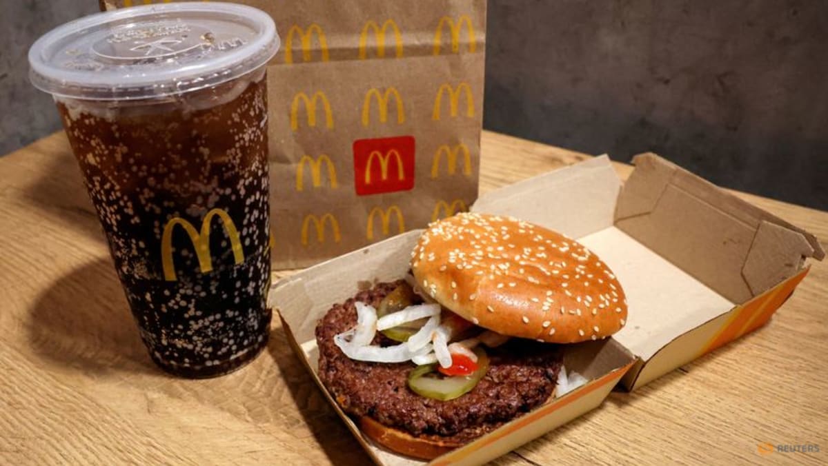 Quarter Pounder sales to restart in US after McDonald's E.coli outbreak