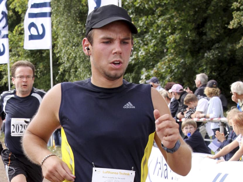 In this Sunday, Sept 13, 2009 photo, Andreas Lubitz competes at the Airportrun in Hamburg, Germany. Photo: AP
