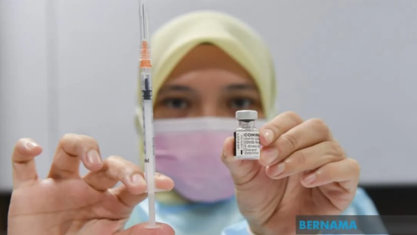 Perak pusat vaksin Vaksinasi berbayar