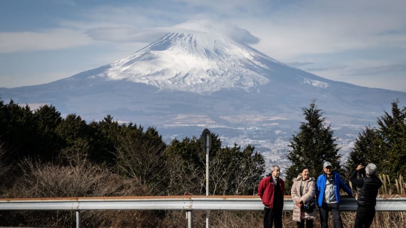 Japan to introduce online booking for Mount Fuji trail Japan to introduce online booking for Mount Fuji trail